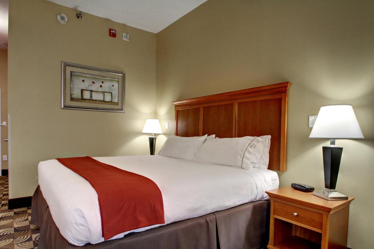 Holiday Inn Express Hurricane Mills Waverly By Ihg Habitación foto