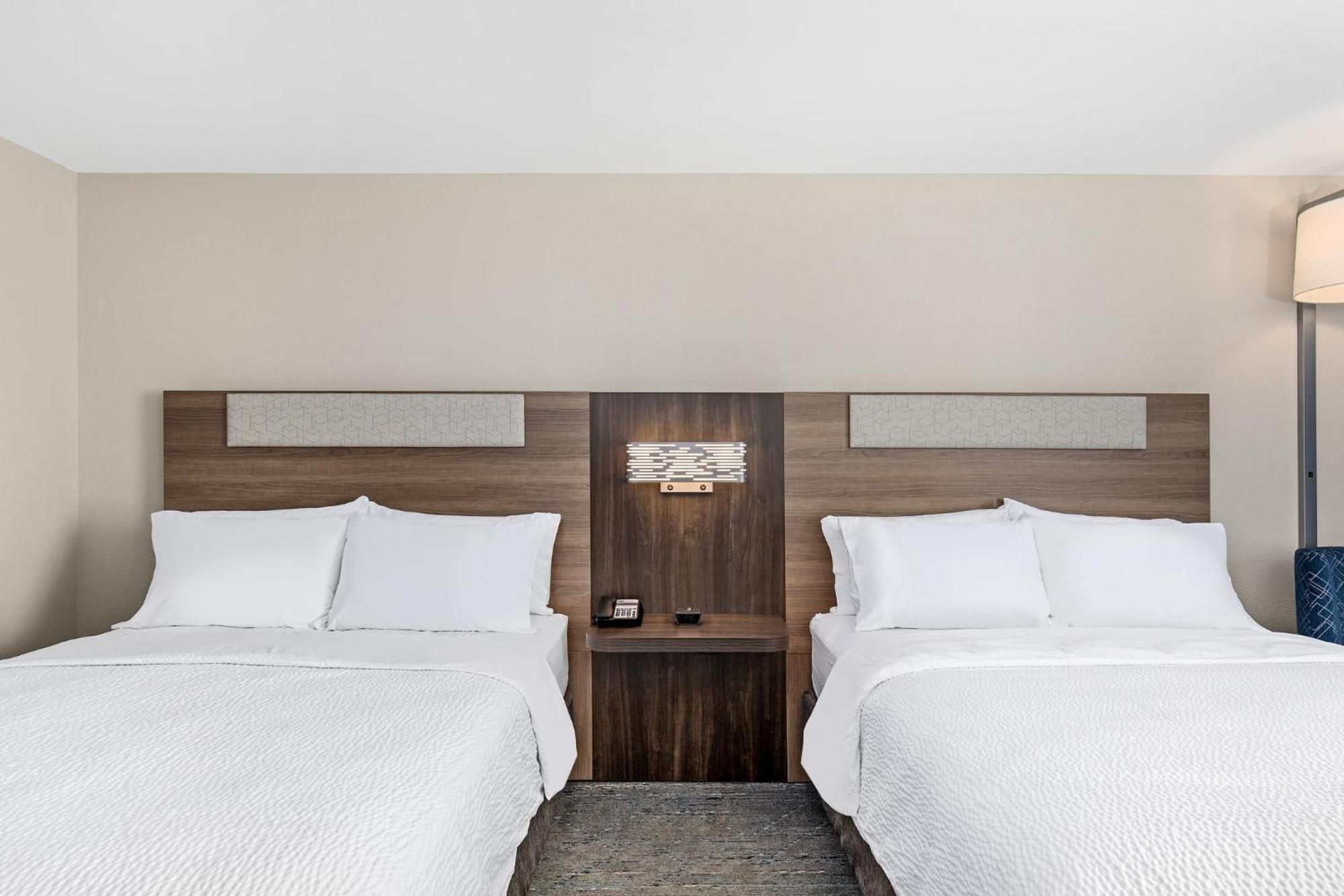 Holiday Inn Express Hurricane Mills Waverly By Ihg Exterior foto