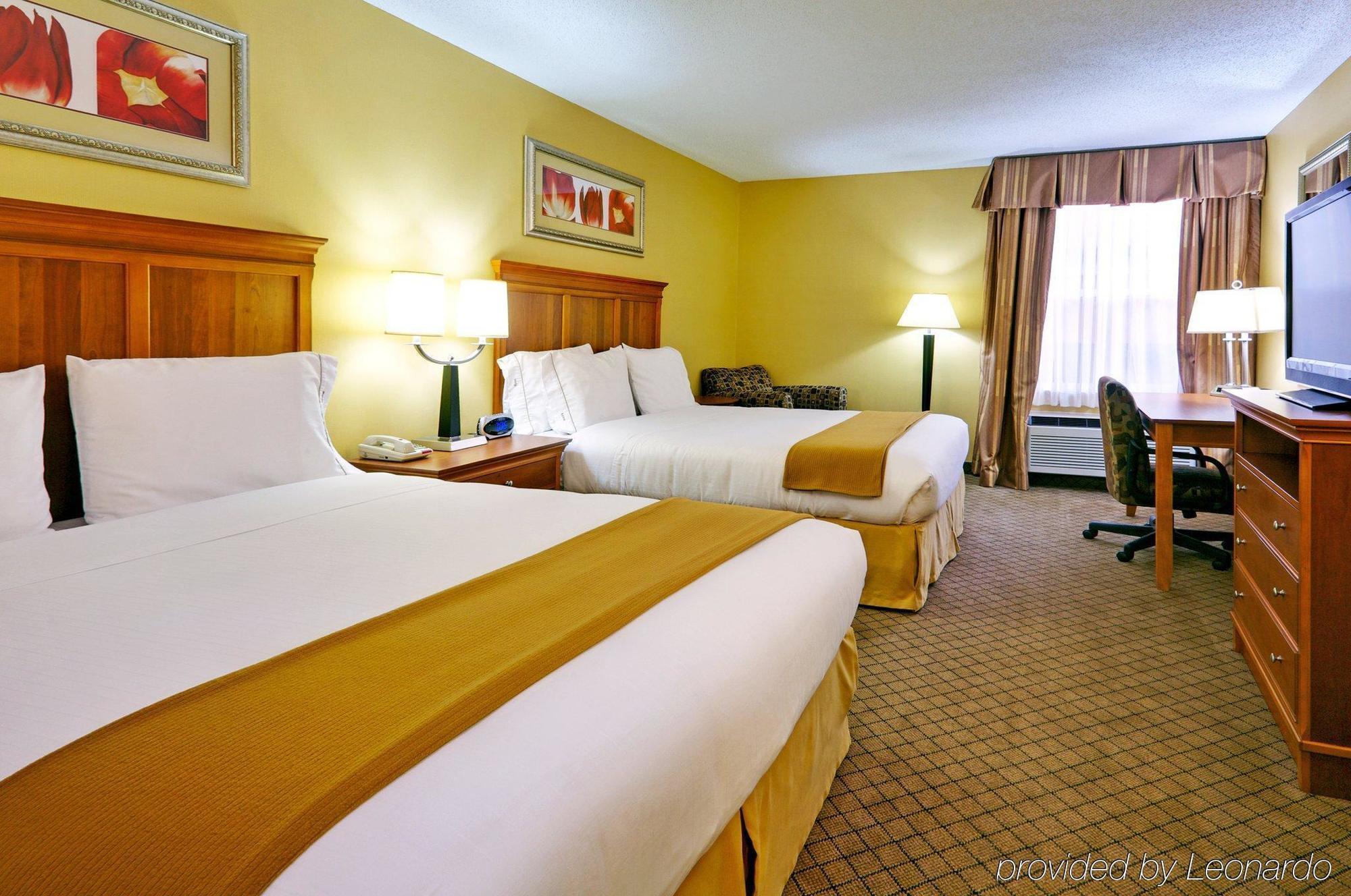 Holiday Inn Express Hurricane Mills Waverly By Ihg Habitación foto