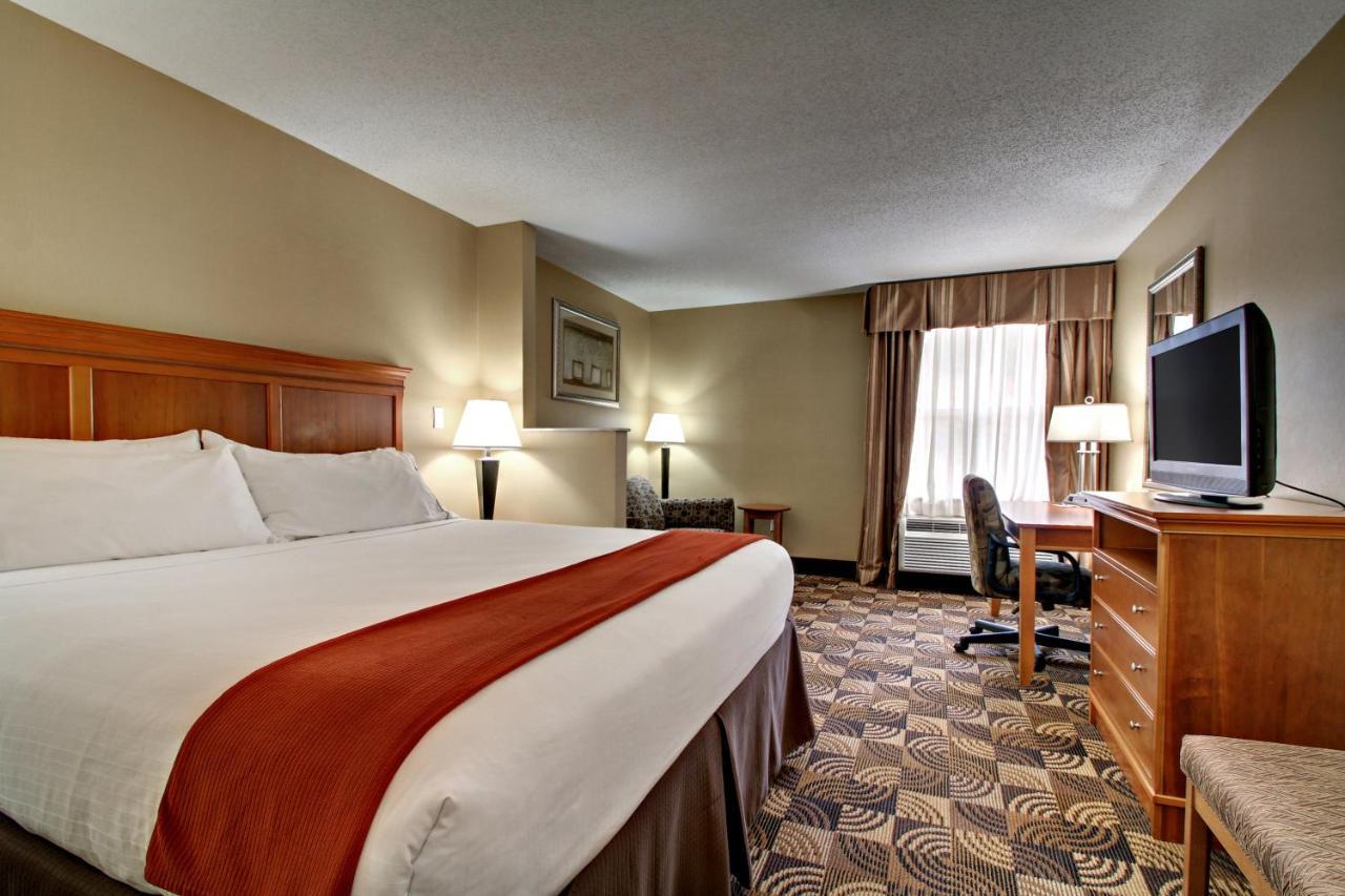 Holiday Inn Express Hurricane Mills Waverly By Ihg Exterior foto